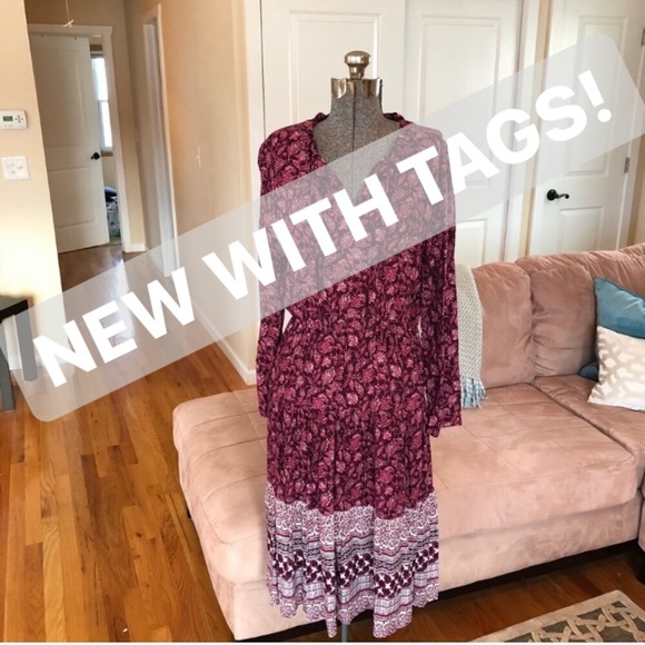 NWT SMALL BOHEMIAN STYLE DRESS - Picture 2 of 7